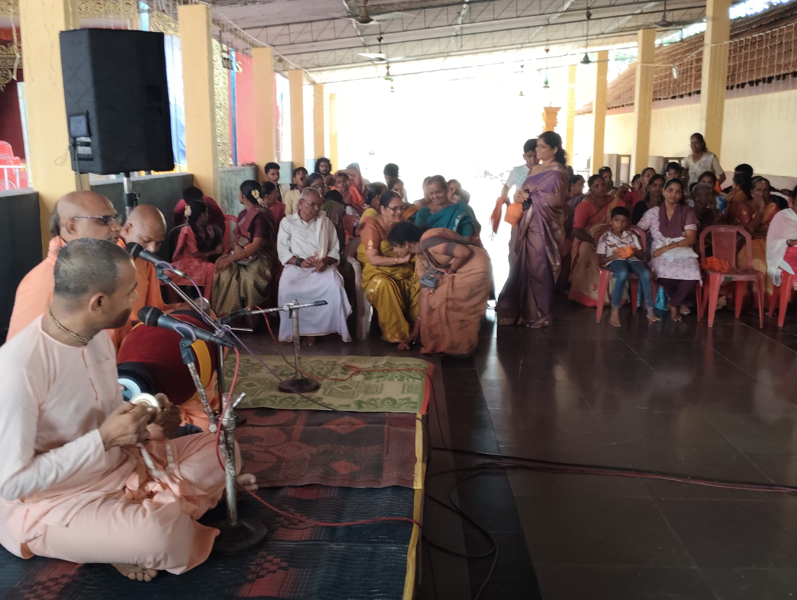 Weekend spiritual retreat kirtan
